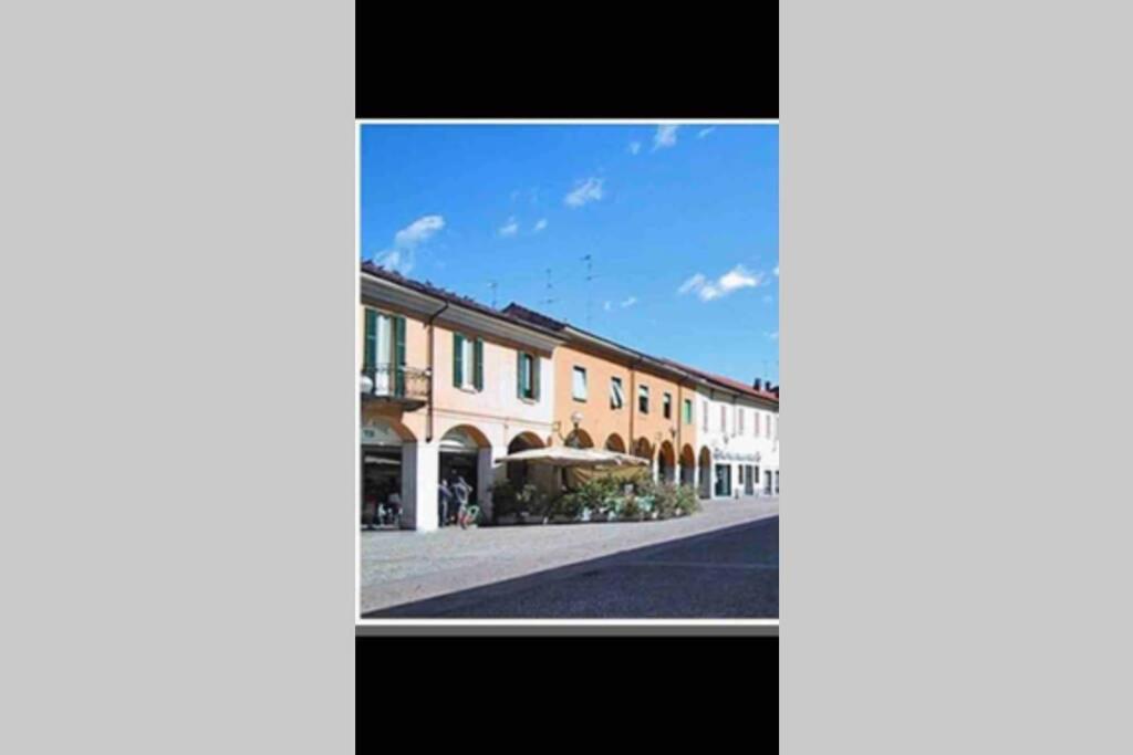 Green Appartamenti I Portici Nel Centro Storico Melzo Εξωτερικό φωτογραφία